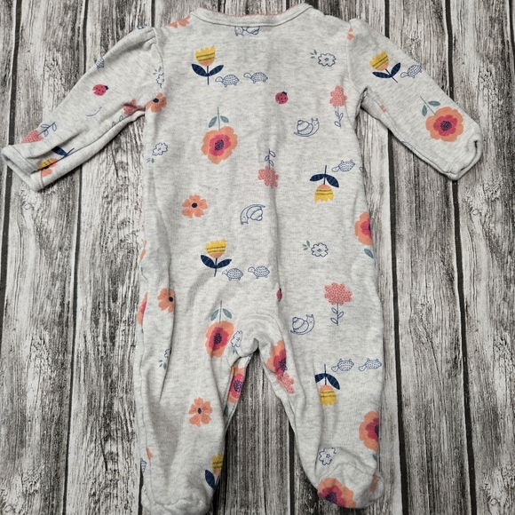 Floral button up onesie with turtle - Picture 2 of 6